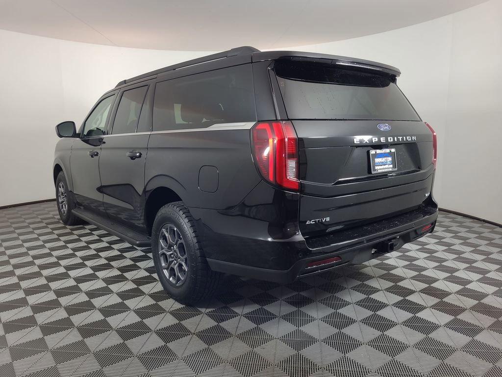 Used 2025 Ford Expedition Max Active AWD/4WD image 5