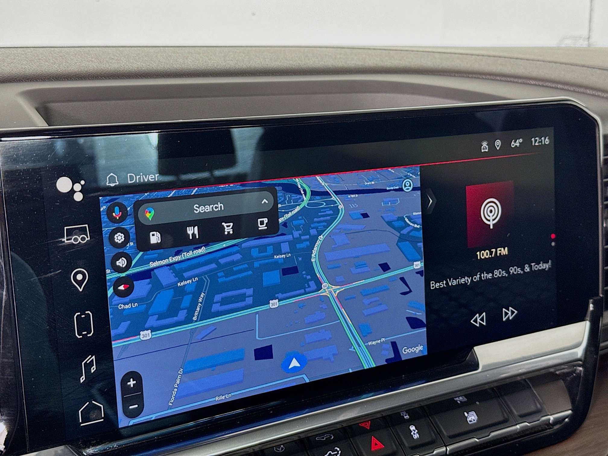 Used 2025 GMC Sierra 1500 SLT image 14