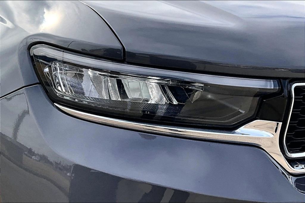 Used 2023 Jeep Grand Cherokee 4WD 4xe image 26