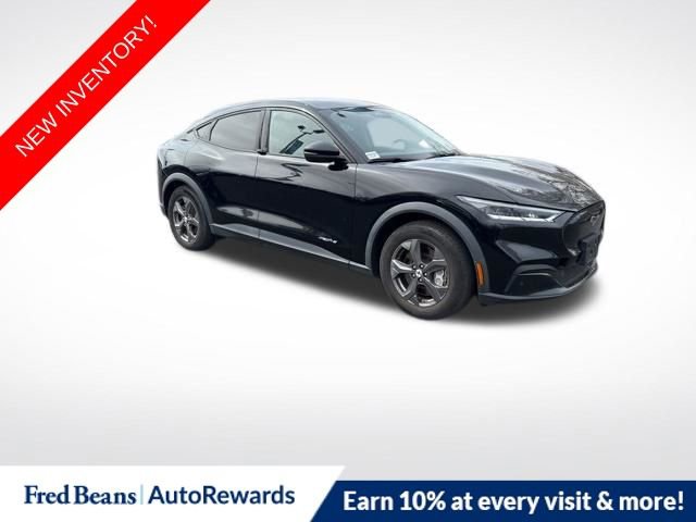 Used 2021 Ford Mustang Mach-E Select image 1