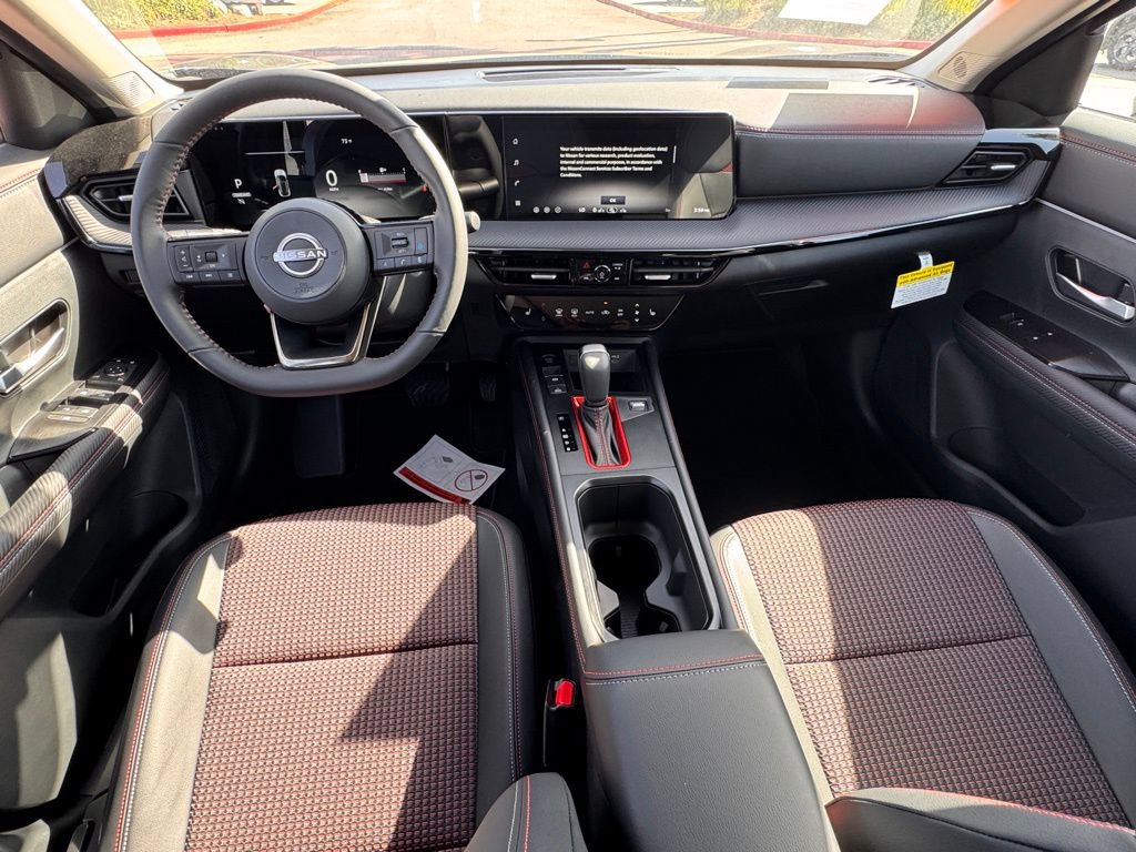 New 2026 Nissan Kicks SR w/ SR Premium Package FWD image 11