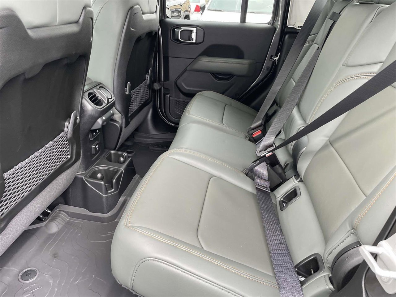 New 2025 Jeep Gladiator Mojave w/ Safety Group image 30