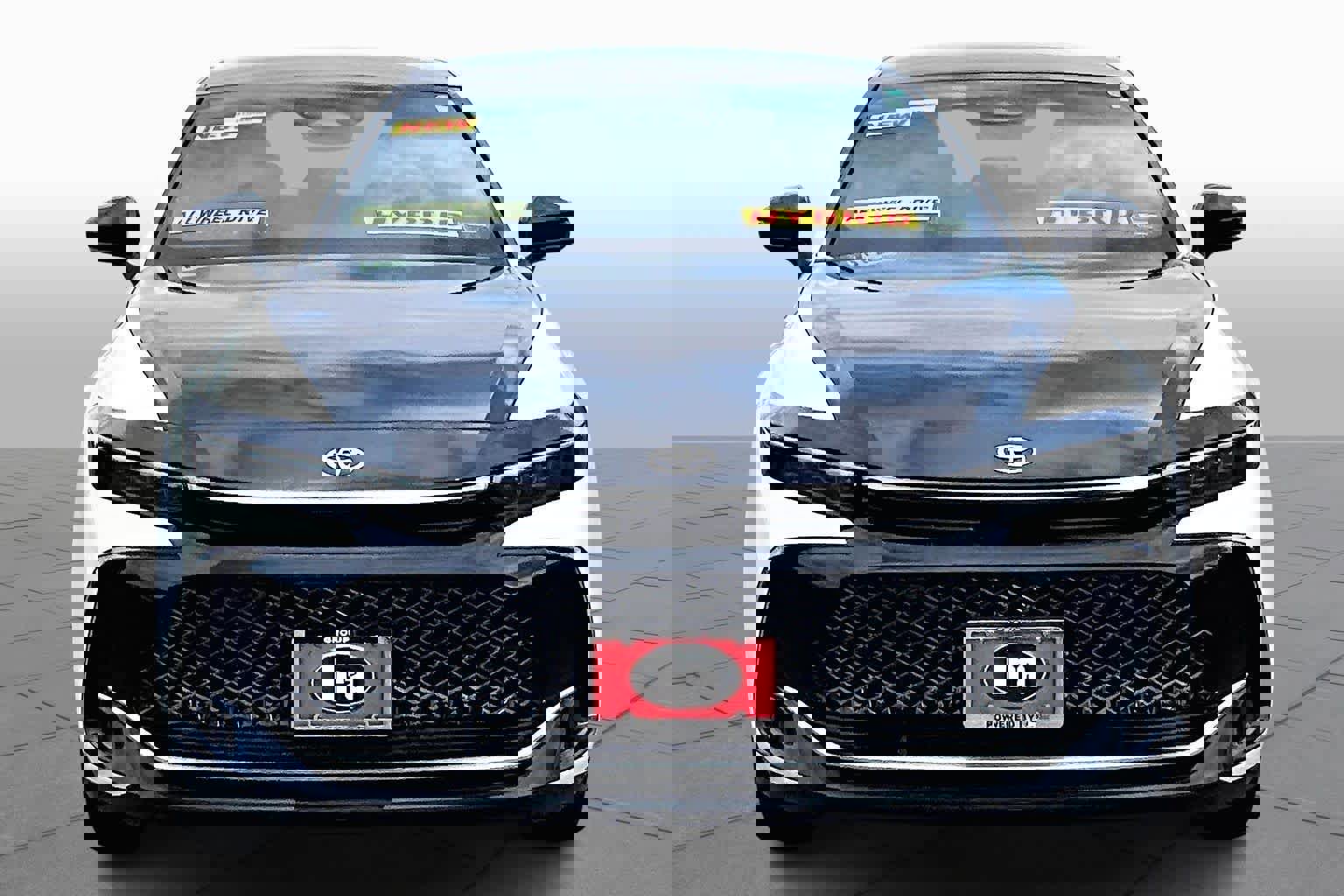 New 2025 Toyota Crown Platinum image 3