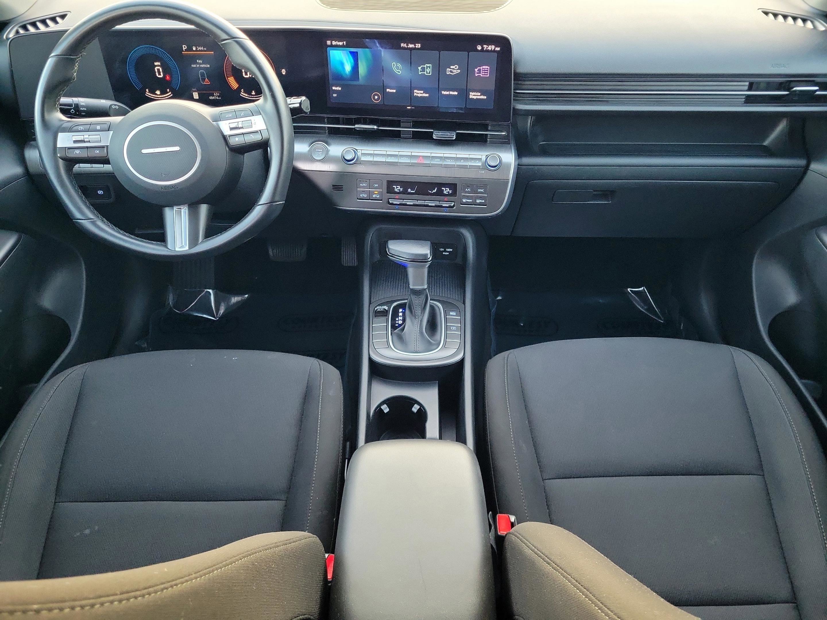 Used 2024 Hyundai Kona SEL image 13