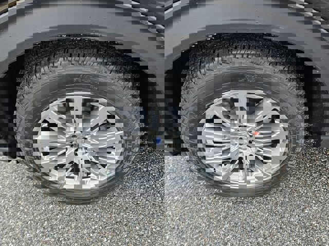 New 2026 Ford Explorer Platinum image 57