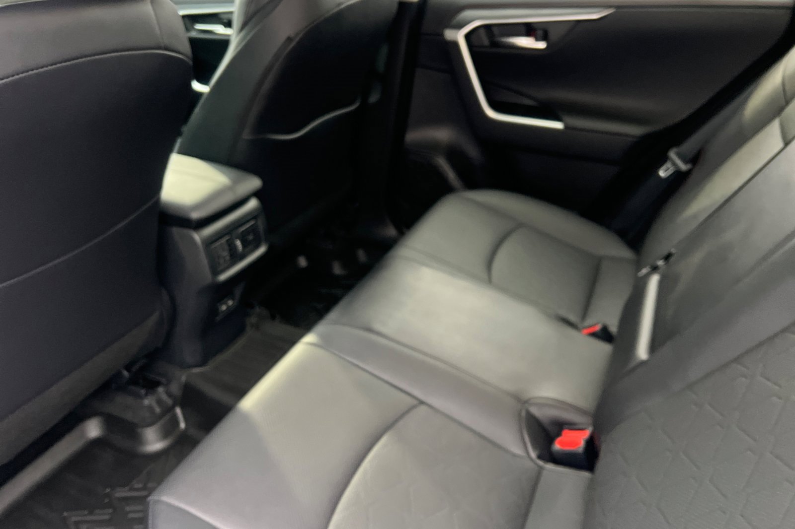 Certified 2022 Toyota RAV4 TRD Off-Road image 9