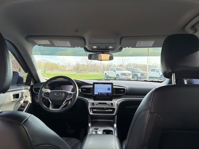 Certified 2022 Ford Explorer XLT w/ Equipment Group 202A AWD/4WD image 21