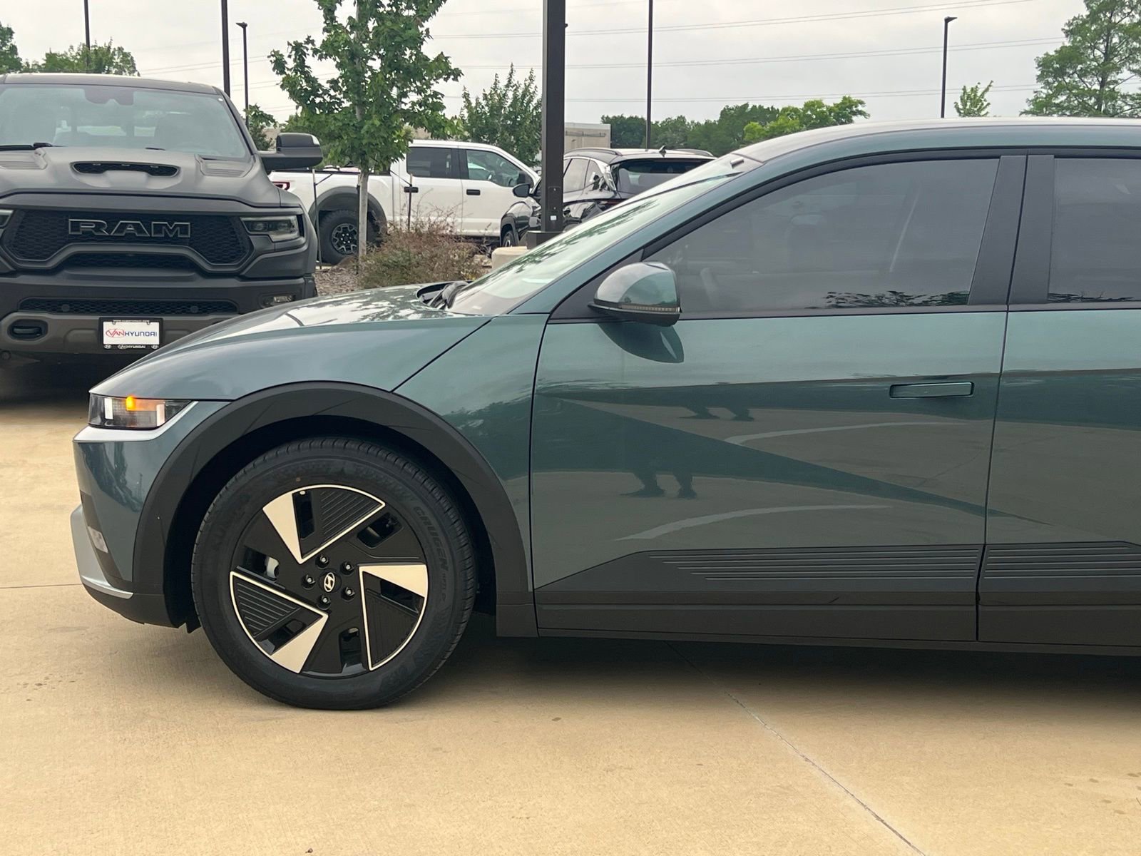Used 2026 Hyundai Ioniq 5 SE RWD image 7