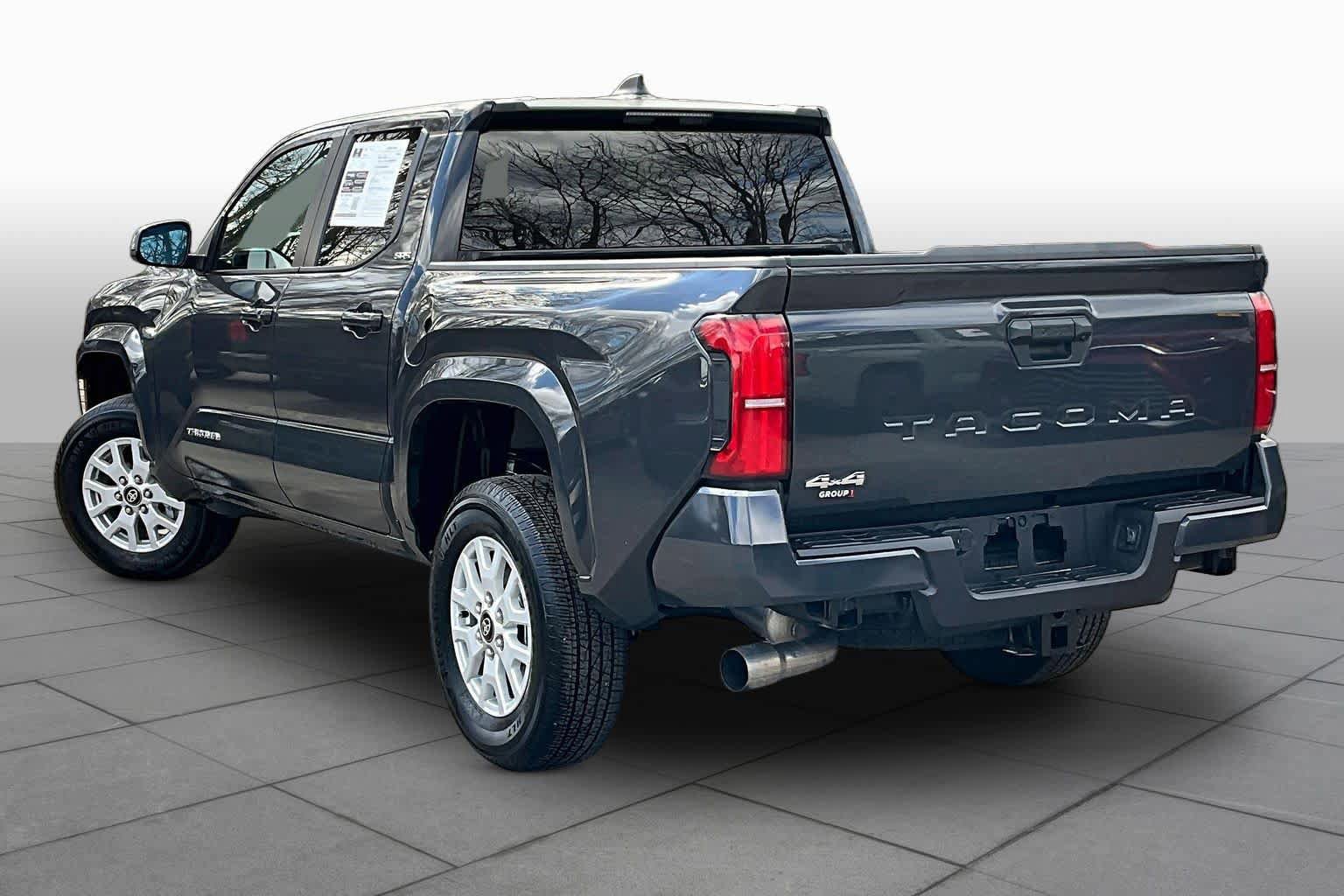 Certified 2025 Toyota Tacoma SR5 image 12