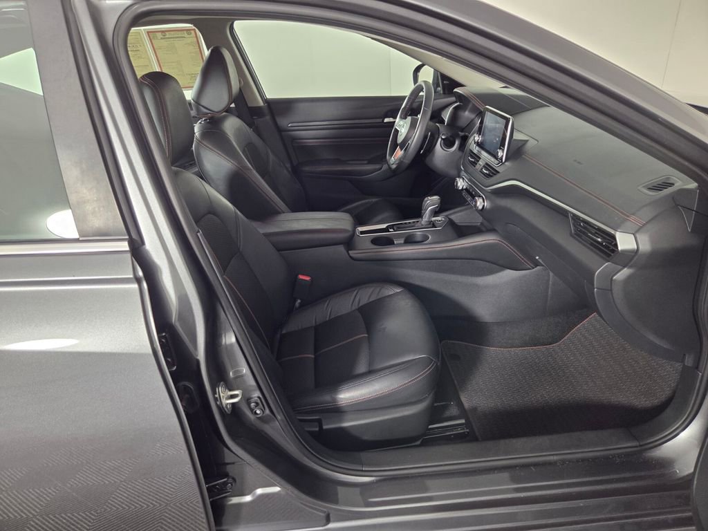 Used 2022 Nissan Altima 2.5 SR image 29