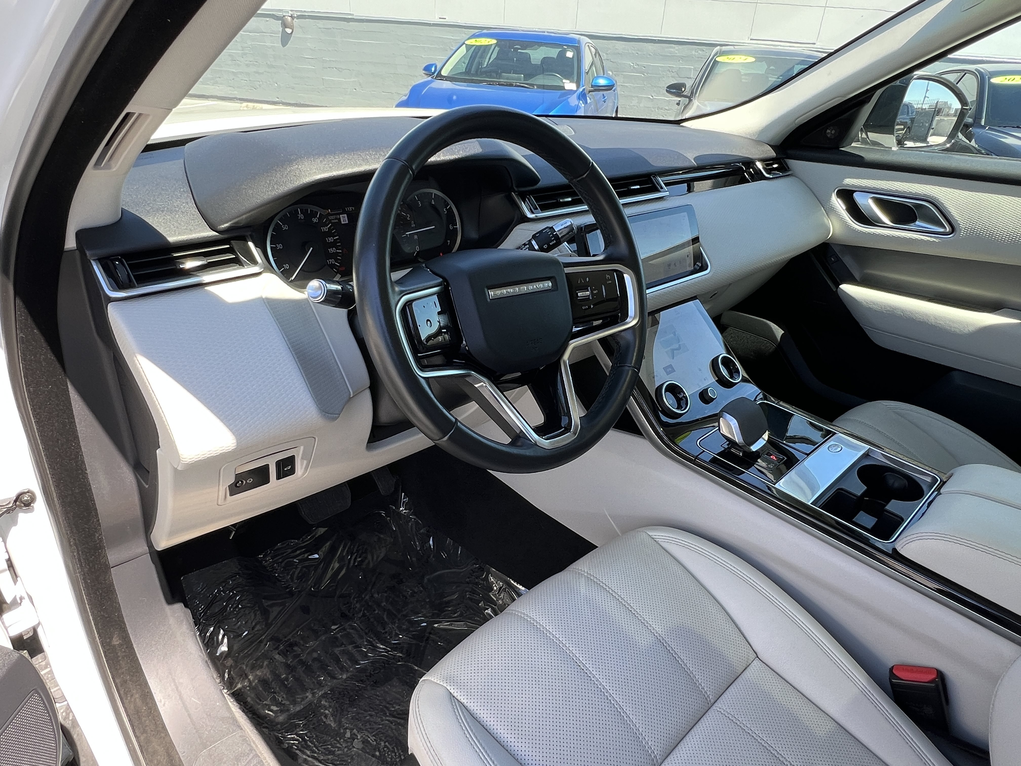 Used 2021 Land Rover Range Rover Velar S AWD/4WD image 23