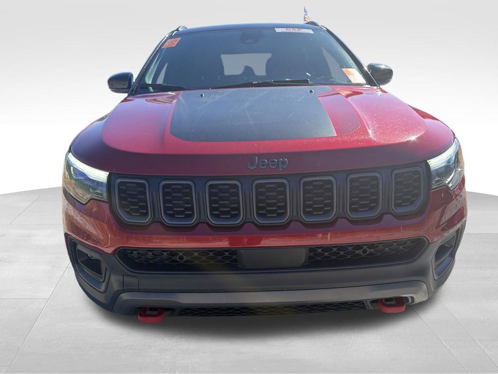 Used 2025 Jeep Compass Trailhawk w/ Trailhawk Elite Group AWD/4WD image 20