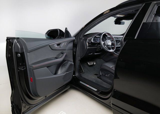 New 2026 Audi SQ8 Prestige image 26