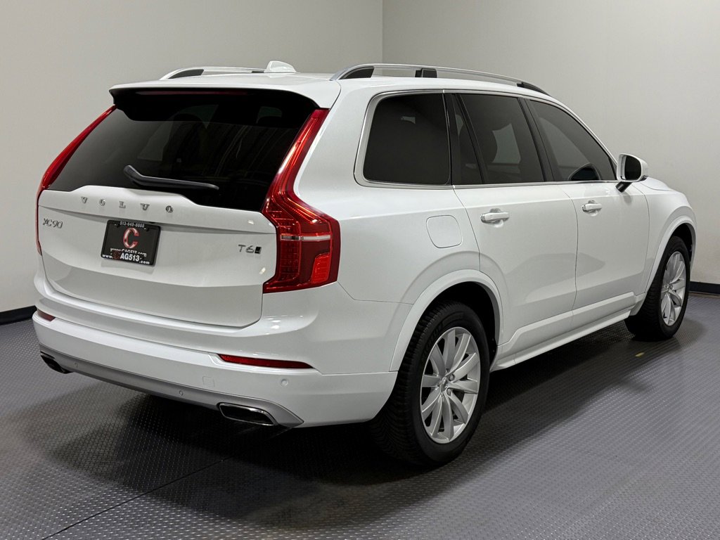 Used 2016 Volvo XC90 T6 Momentum image 5