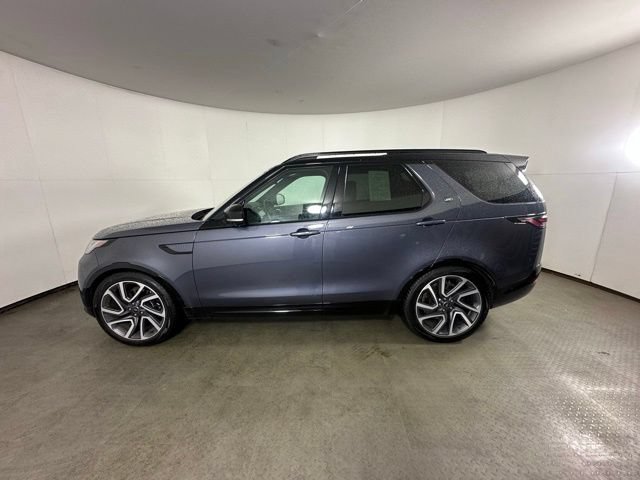 Used 2024 Land Rover Discovery Metropolitan Edition AWD/4WD image 6
