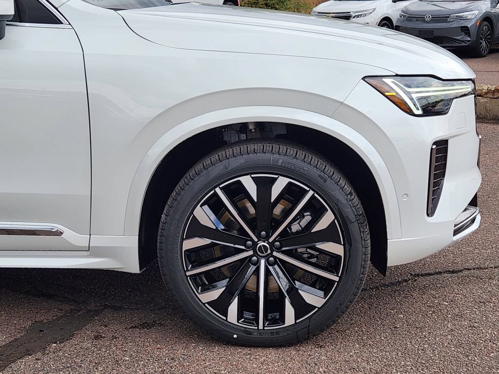 New 2026 Volvo XC90 T8 Plus w/ Protection Package AWD/4WD image 29