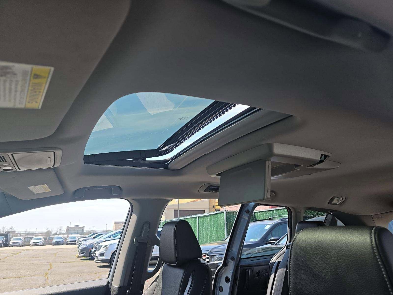 Used 2023 Honda Odyssey Touring image 9