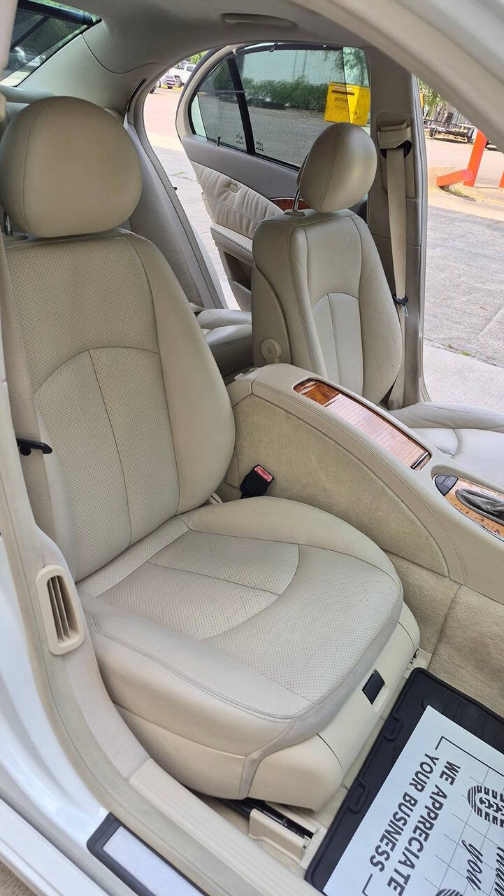 Used 2005 Mercedes-Benz E 500 Sedan image 51