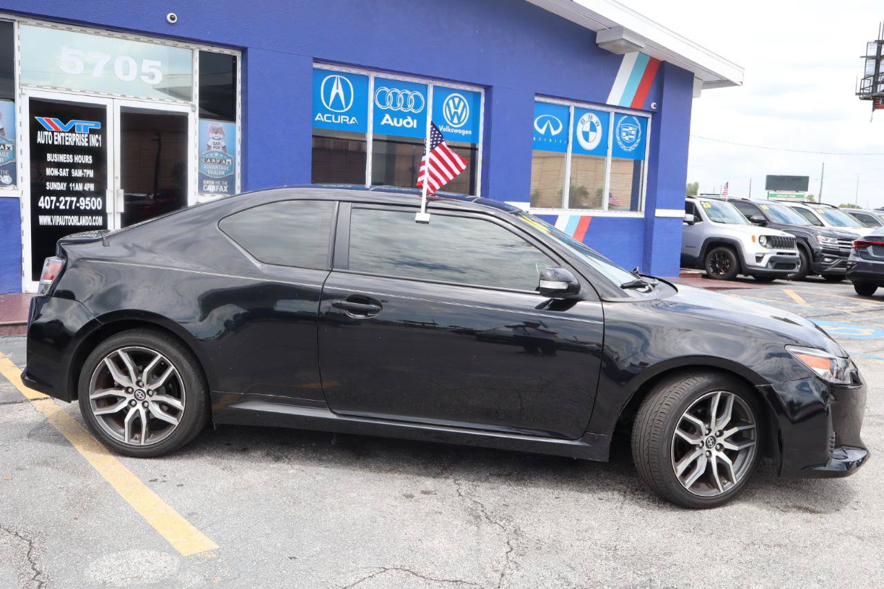 Used 2016 Scion tC FWD image 5