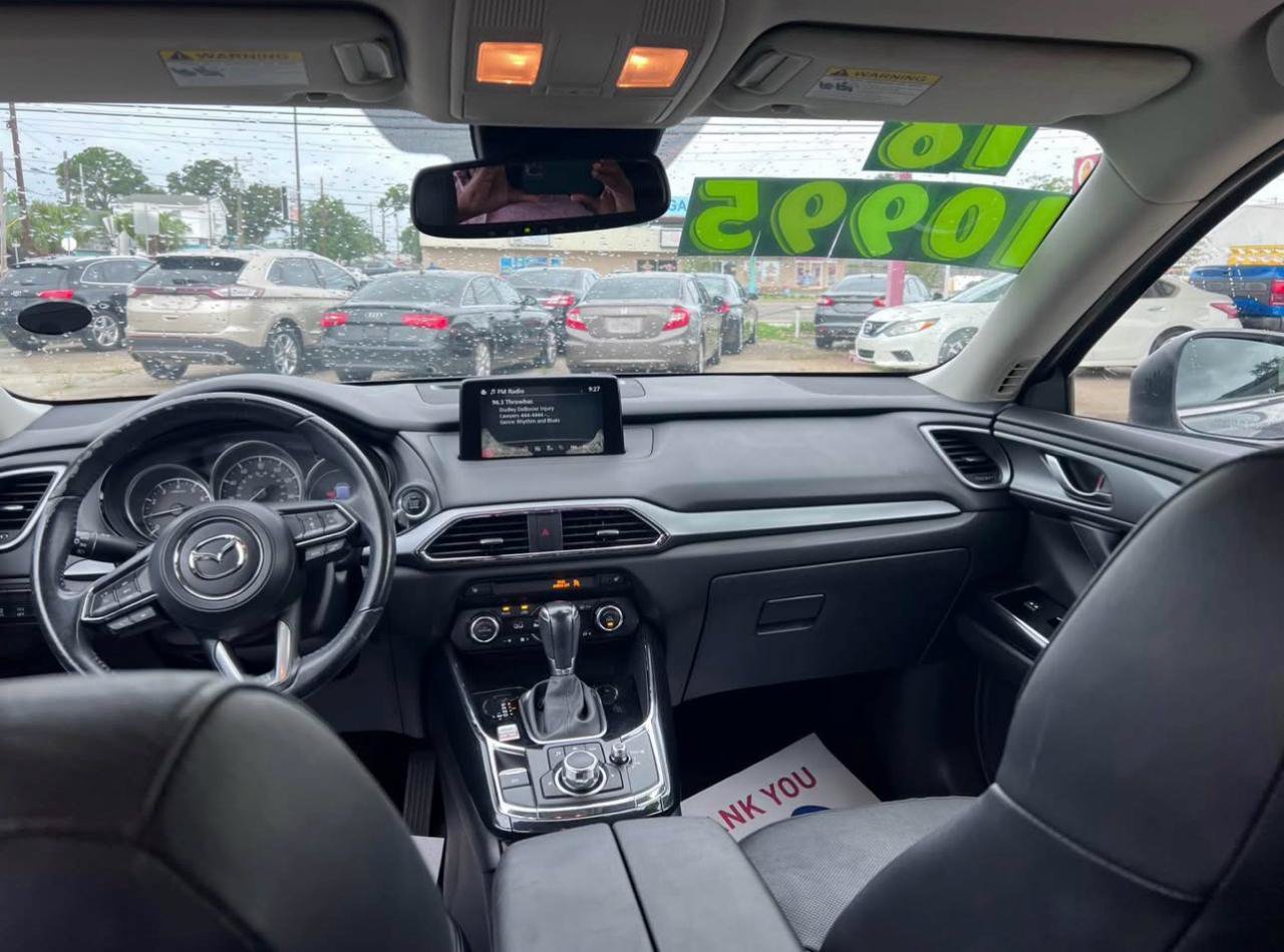 Used 2018 MAZDA CX-9 Touring FWD image 8