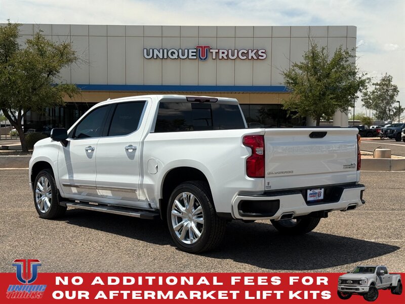 Used 2022 Chevrolet Silverado 1500 High Country w/ Technology Package RWD image 9