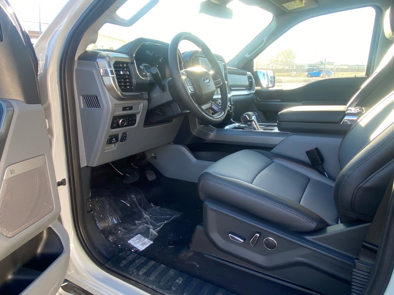 New 2026 Ford F150 Lariat w/ Equipment Group 502A High AWD/4WD image 23