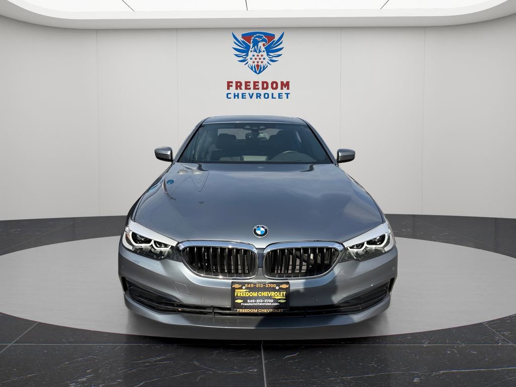 Used 2020 BMW 530i xDrive w/ Premium Package image 8