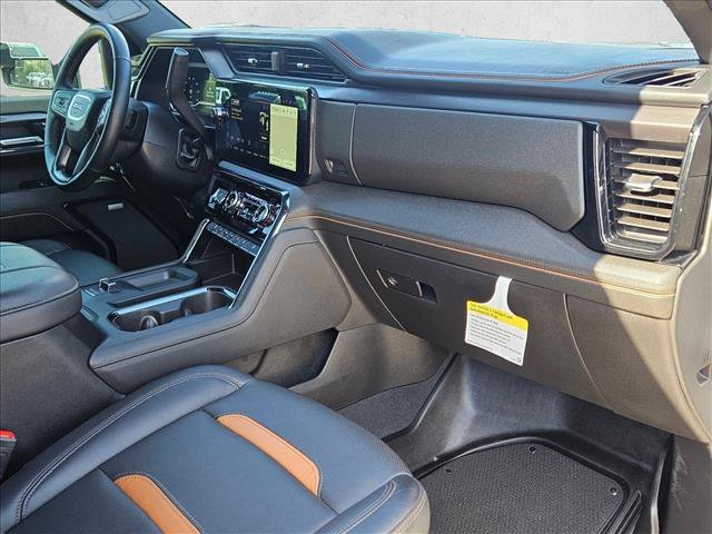 Used 2024 GMC Sierra 2500 AT4 w/ AT4 Premium Plus Package AWD/4WD image 22