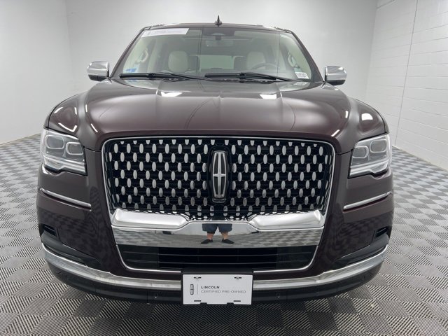 Certified 2024 Lincoln Navigator Black Label image 3
