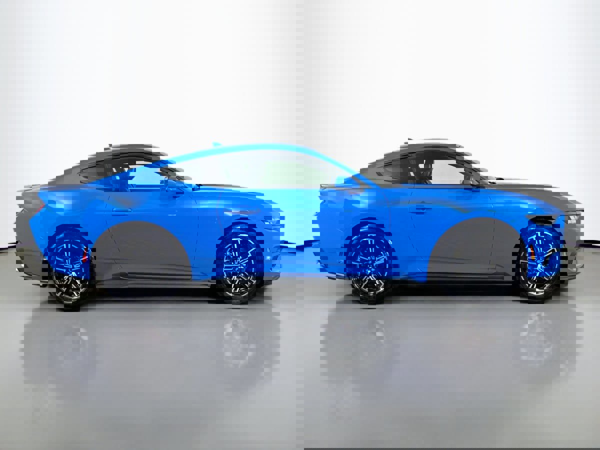 Used 2024 Ford Mustang Premium image 4