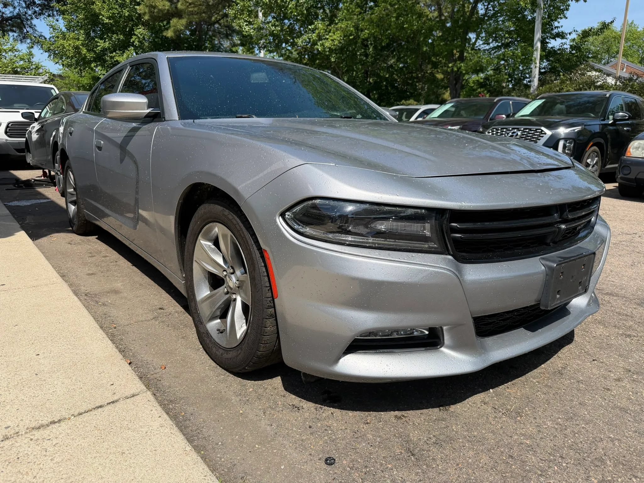 Used 2018 Dodge Charger SXT Plus RWD image 4