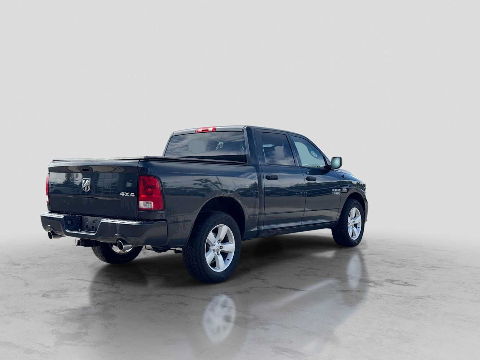 Used 2014 RAM 1500 Express AWD/4WD image 5