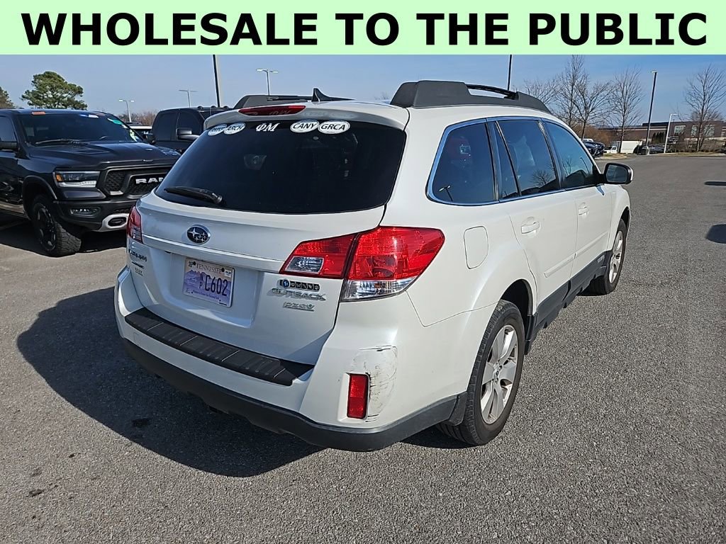 Used 2011 Subaru Outback 2.5i Limited image 7