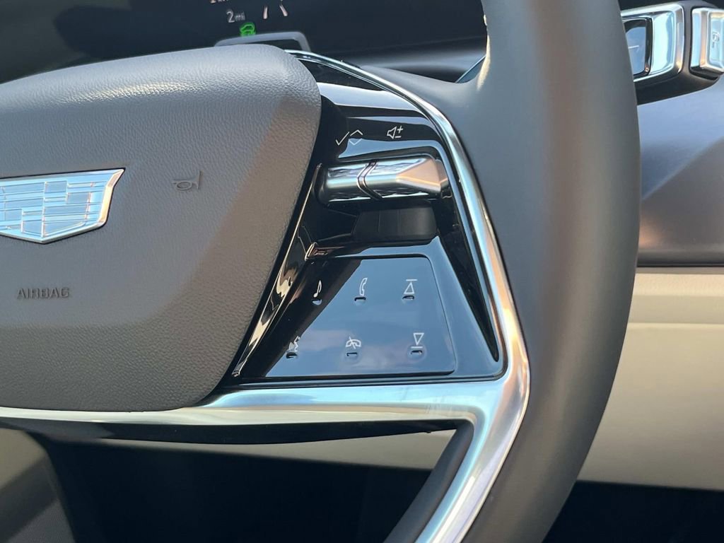 New 2026 Cadillac Vistiq Luxury image 28
