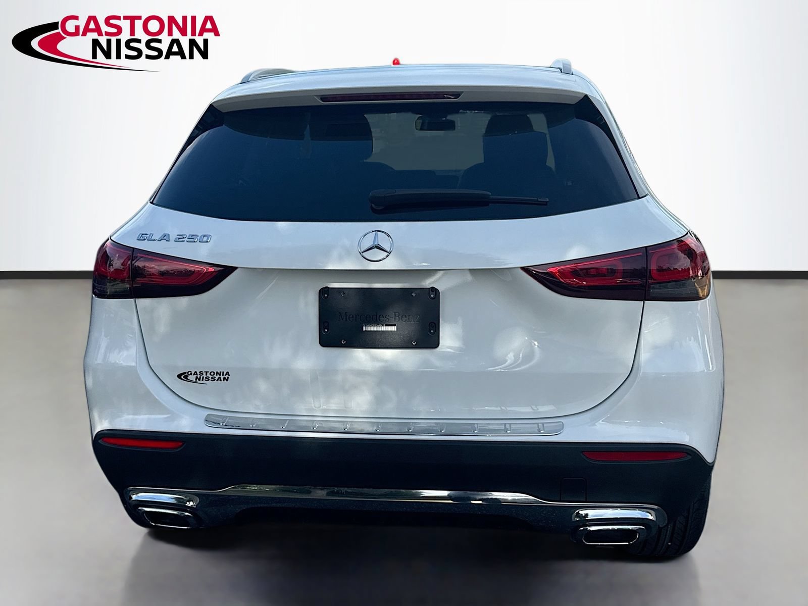 Used 2023 Mercedes-Benz GLA 250 w/ Premium Package image 7