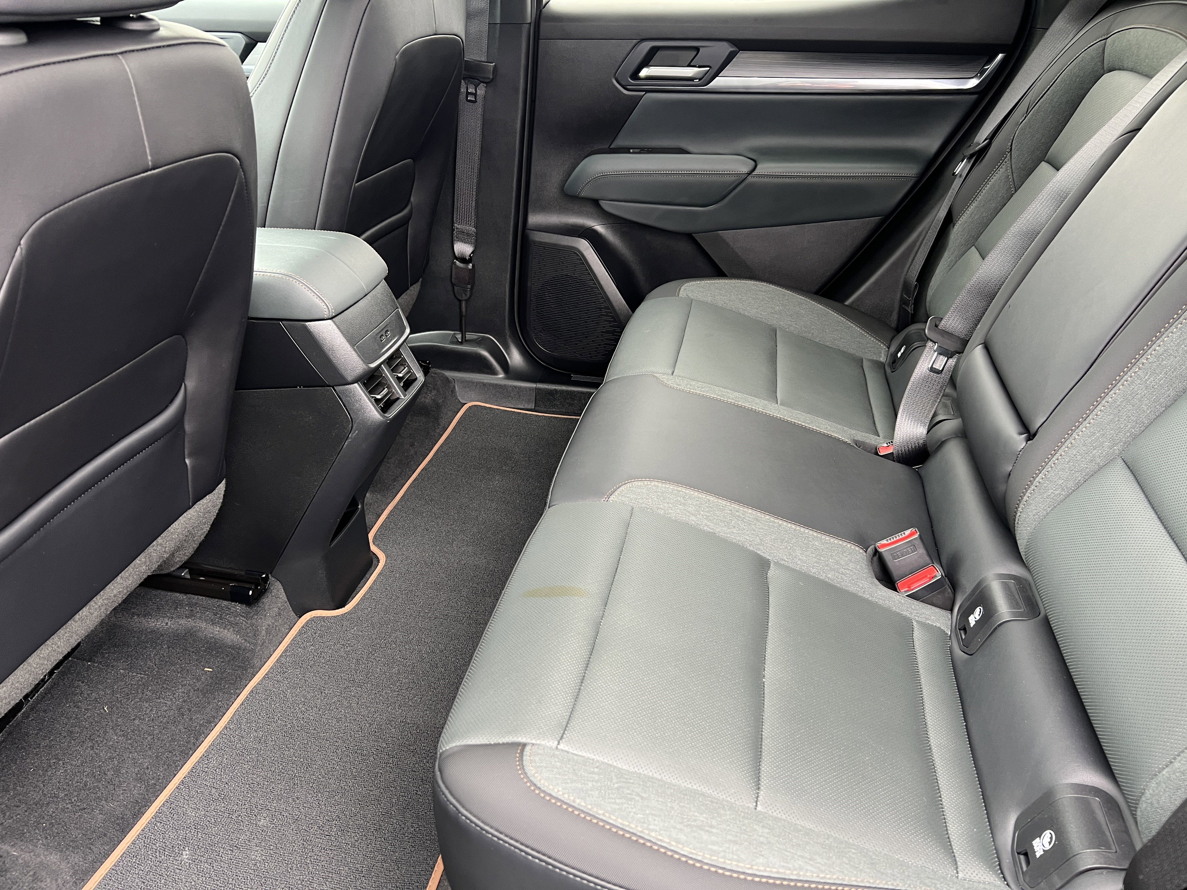 Used 2026 GMC Terrain AT4 image 17