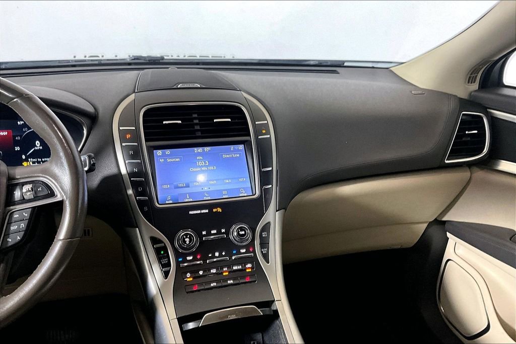 Used 2020 Lincoln Nautilus FWD image 5