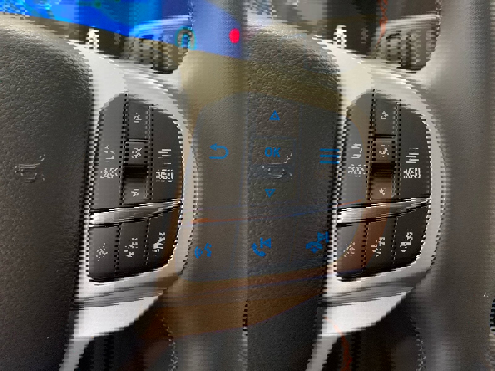 New 2026 Ford Explorer Active w/ Active Comfort Package image 22