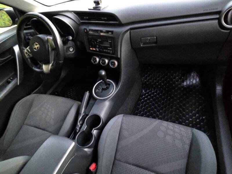 Used 2012 Scion tC FWD image 11