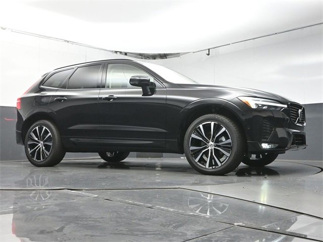 Used 2025 Volvo XC60 B5 Plus w/ Protection Package Premier image 40