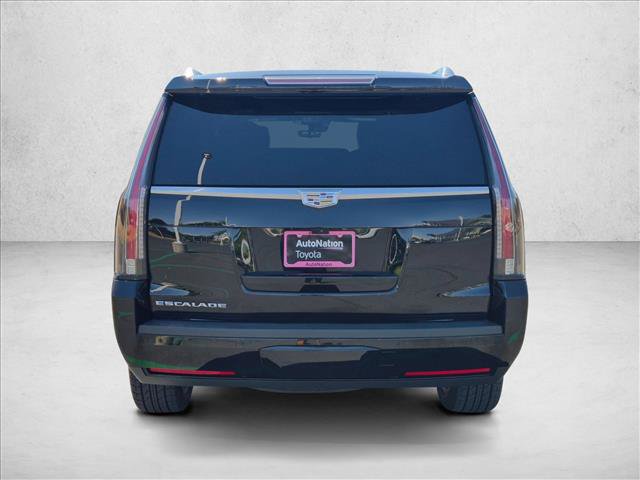 Used 2019 Cadillac Escalade Platinum AWD/4WD image 7