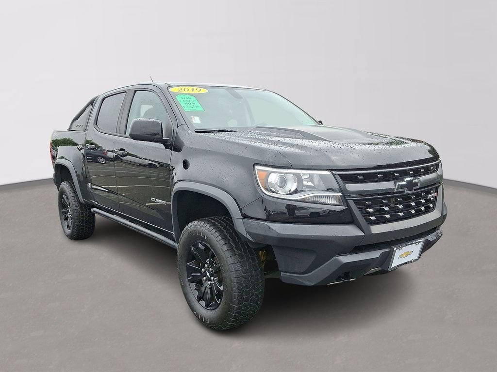 Used 2019 Chevrolet Colorado ZR2 w/ ZR2 Midnight Special Edition image 3