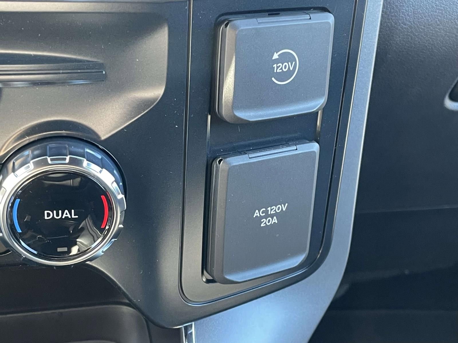 New 2025 Ford F150 XLT w/ Equipment Group 302A MID AWD/4WD image 17
