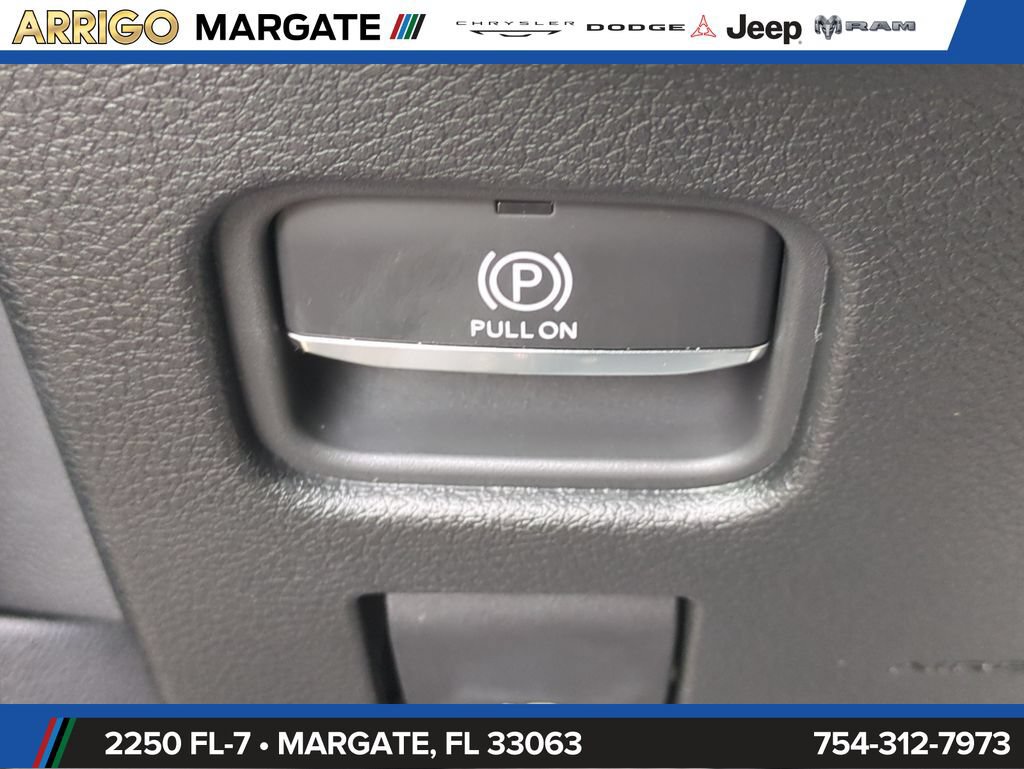 New 2026 Jeep Grand Cherokee L Laredo AWD/4WD image 24