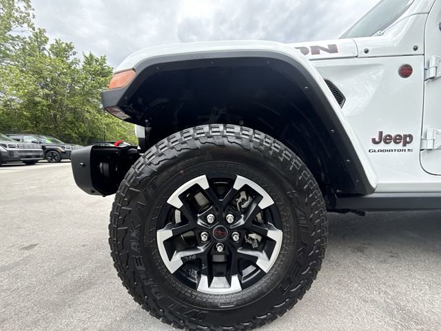 Used 2024 Jeep Gladiator Rubicon AWD/4WD image 10