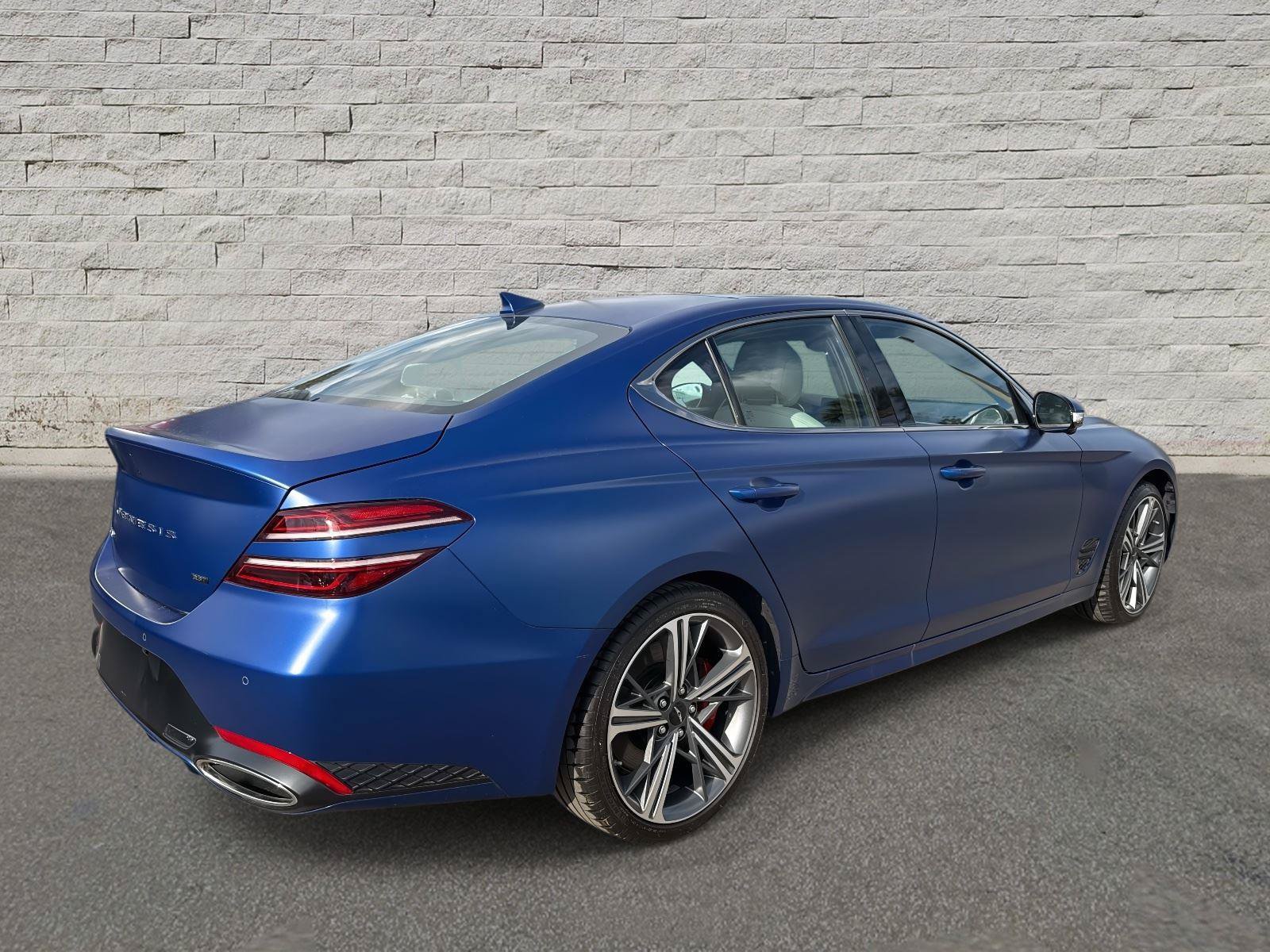 Used 2025 Genesis G70 3.3T Advanced w/ Sport Prestige Package RWD image 3