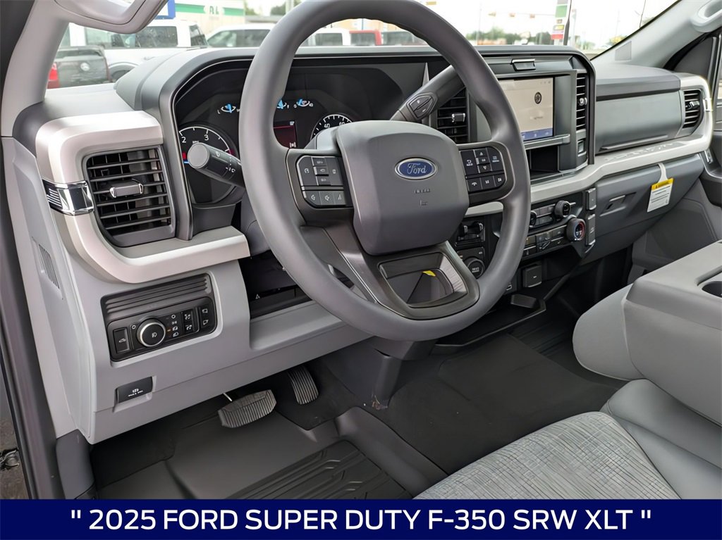 New 2025 Ford F350 XLT w/ 360-Degree Camera Package image 11