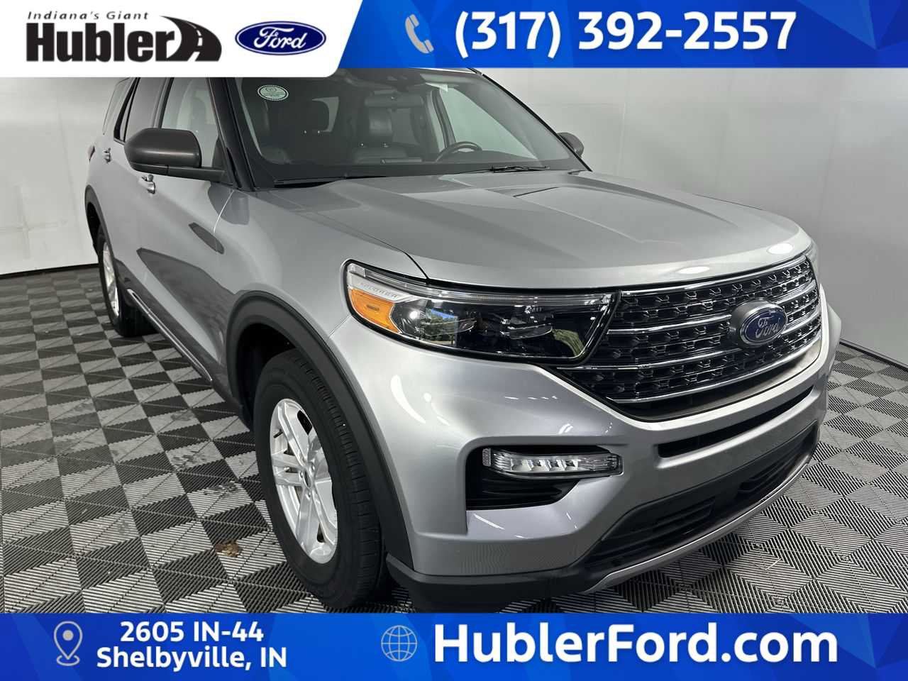 Used 2024 Ford Explorer XLT w/ Equipment Group 202A AWD/4WD image 1