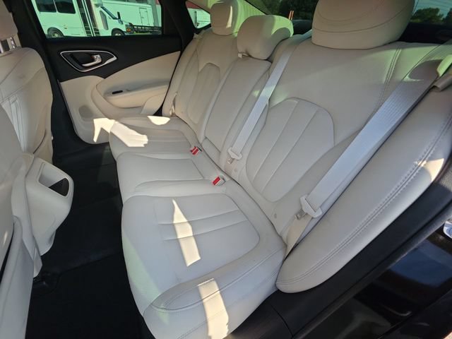 Used 2016 Chrysler 200 Limited w/ Convenience Group FWD image 22