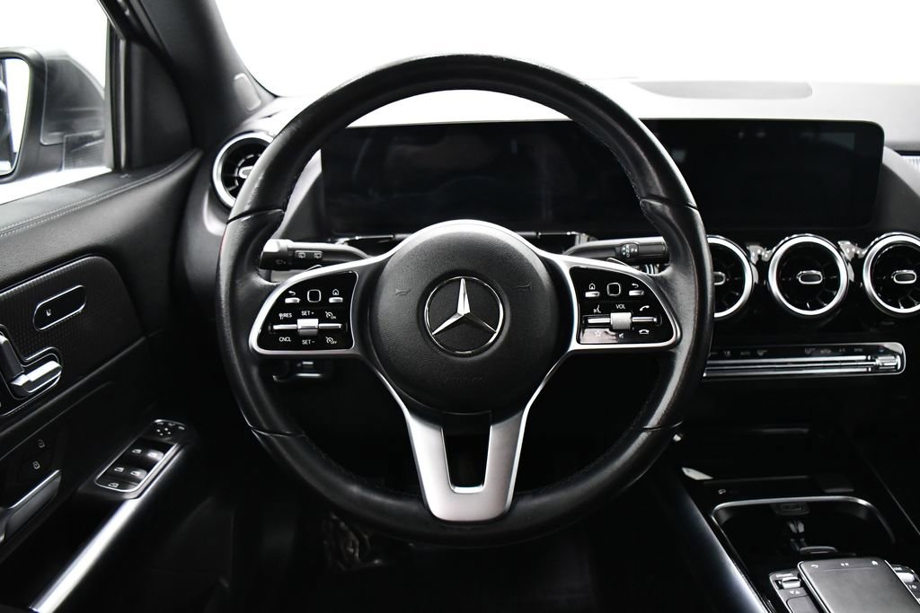 Certified 2022 Mercedes-Benz GLA 250 4MATIC image 9
